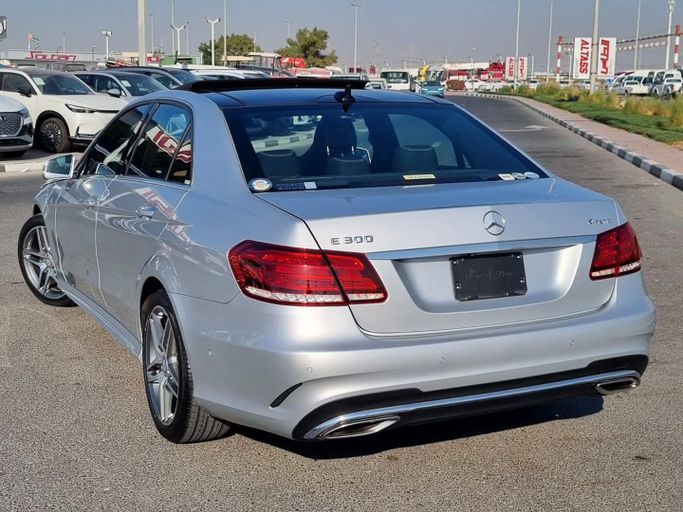 Подержанный Mercedes-Benz E-Class 300 IV (W212, S212, C207) Рестайлинг, 3.5 л, 2015 в Дубае от Saeed Auto Серый цвет. Японская | AUTO.AE