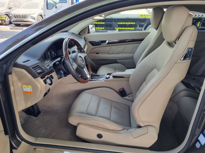 Used Mercedes-Benz E-Class 350 IV (W212, S212, C207) Facelift, 3.5 l, 2013 in Dubai by Saeed Auto, Maroon color. Japanese Specs | AUTO.AE