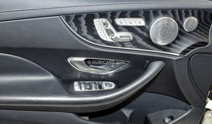 Подержанный Mercedes-Benz E-Class 400 V (W213, S213, C238), 3.0 л, 2018 в Дубае от Ibitisam Motors Белый цвет.  | AUTO.AE