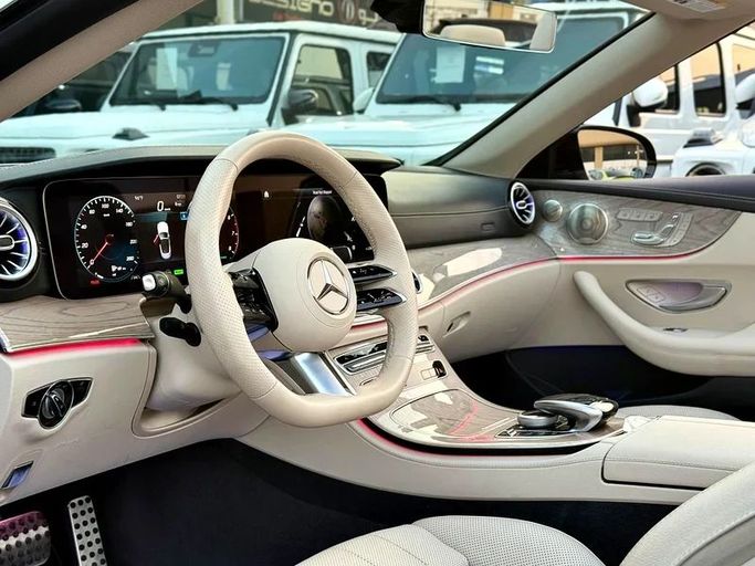 Used Mercedes-Benz E-Class 450 V (W213, S213, C238) Facelift, 3.0 l, 2023 in Dubai by Auto Bank Motors, Burgundy color. American Specs | AUTO.AE