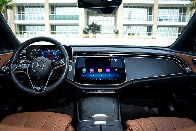 Подержанный Mercedes-Benz E-Class 200 VI (W214, S214), 2.0 л, 2025 в Дубае от MBA Motors Белый цвет. Other | AUTO.AE