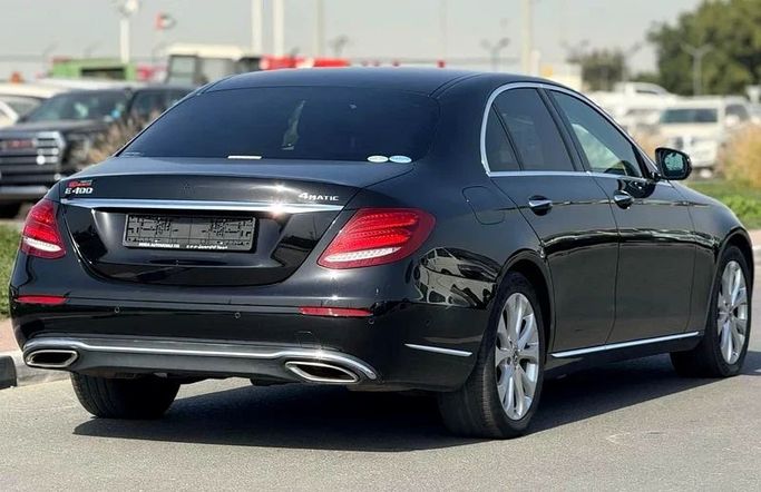 Used Mercedes-Benz E-Class 400 V (W213, S213, C238), 3.0 l, 2017 in Dubai by Mirza Automobile FZE, Black color. Japanese Specs | AUTO.AE