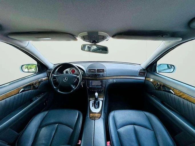 Подержанный Mercedes-Benz E-Class 350 III (W211, S211), 3.5 л, 2005 в Дубае от Mirza Automobile FZE Серебристый цвет. Японская | AUTO.AE