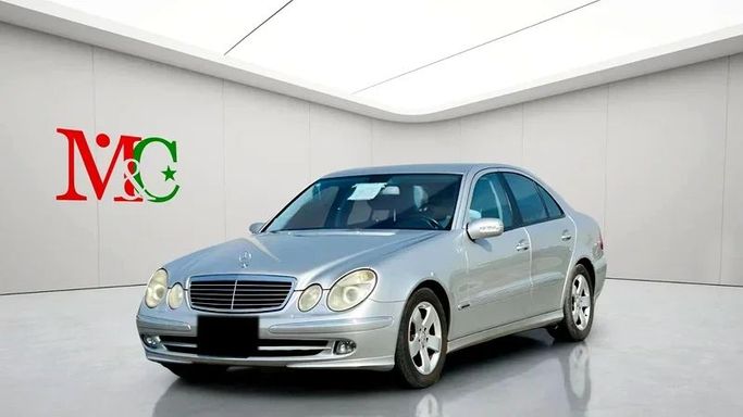 Подержанный Mercedes-Benz E-Class 350 III (W211, S211), 3.5 л, 2005 в Дубае от Mirza Automobile FZE Серебристый цвет. Японская | AUTO.AE