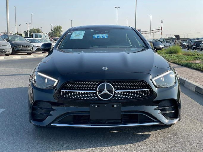 Подержанный Mercedes-Benz E-Class 450 V (W213, S213, C238) Рестайлинг, 3.0 л, 2021 в Дубае от Japan Motors Черный цвет. Other | AUTO.AE