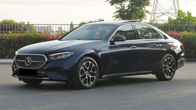 Новый Mercedes-Benz E-Class 200 VI (W214, S214), 2 л, 2026 в Дубае от Pegasus Automobile Синий цвет. Европейская | AUTO.AE