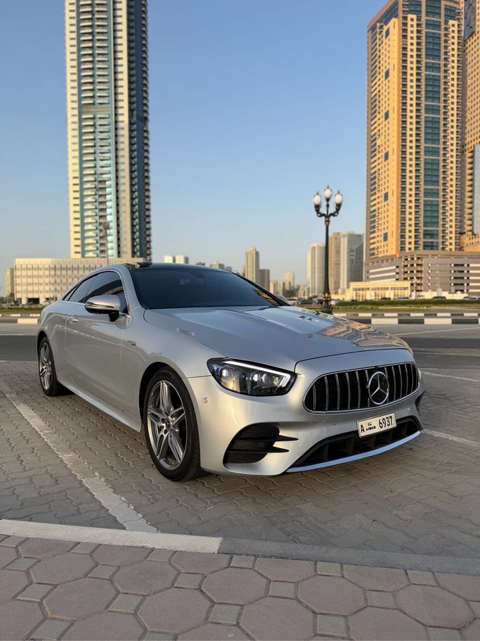 Подержанный Mercedes-Benz E-Class 450 V (W213, S213, C238) Рестайлинг, 3.0 л, 2020 в Дубае Серебристый цвет. Американская | AUTO.AE