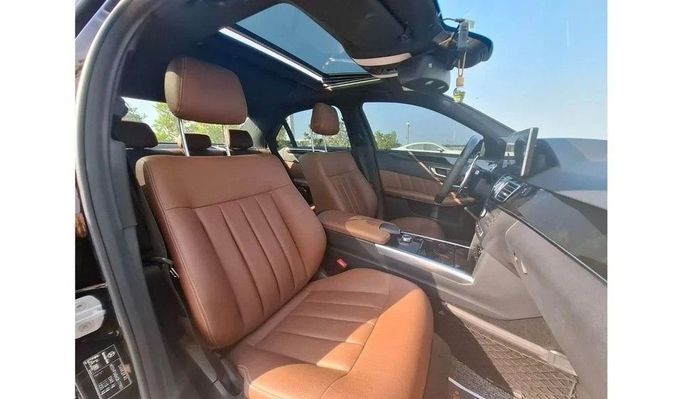 Подержанный Mercedes-Benz E-Class 220 d V (W213, S213, C238), 1.9 л, 2016 в Дубае от Barkat Alrahmen Motors Черный цвет. Корейская | AUTO.AE