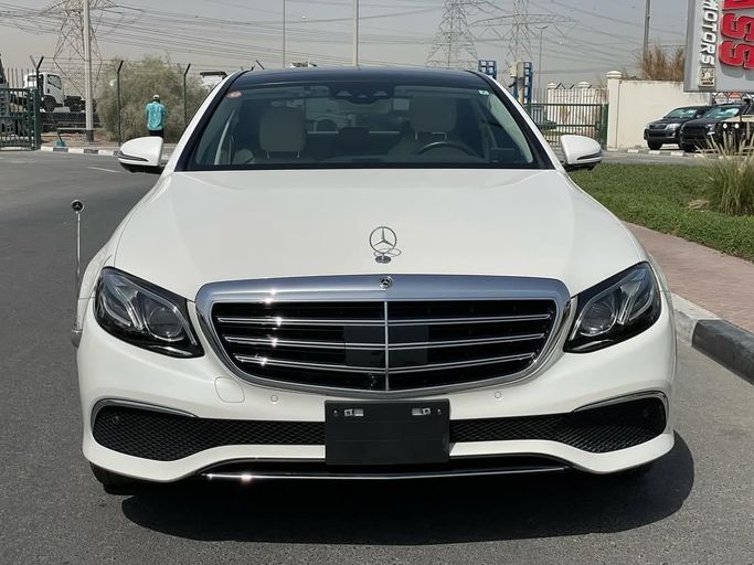 Used Mercedes-Benz E-Class 450 V (W213, S213, C238) Facelift, 3.0 l, 2020 in Dubai by Japan Motors, White color. Japanese Specs | AUTO.AE