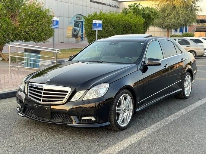 Подержанный Mercedes-Benz E-Class 350 IV (W212, S212, C207), 3.5 л, 2012 в Дубае от Best Car Черный цвет. Японская | AUTO.AE