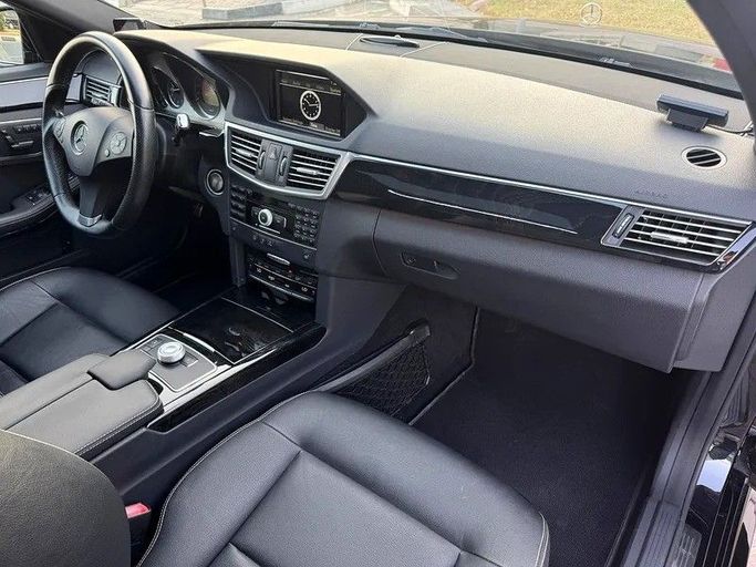 Подержанный Mercedes-Benz E-Class 350 IV (W212, S212, C207), 3.5 л, 2012 в Дубае от Best Car Черный цвет. Японская | AUTO.AE