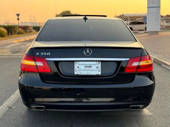 Подержанный Mercedes-Benz E-Class 350 IV (W212, S212, C207), 3.5 л, 2012 в Дубае от Best Car Черный цвет. Японская | AUTO.AE