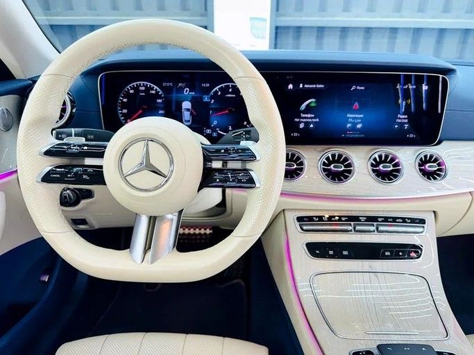 Used Mercedes-Benz E-Class 300 V (W213, S213, C238) Facelift, 2.0 l, 2022 in Dubai by Zeus Motors, Black color. GCC Specs | AUTO.AE