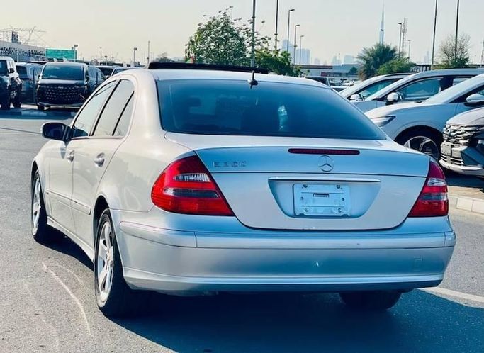 Used Mercedes-Benz E-Class 350 III (W211, S211) Facelift, 3.5 l, 2006 in Dubai by Al Abbas Motors, Silver color. Japanese Specs | AUTO.AE