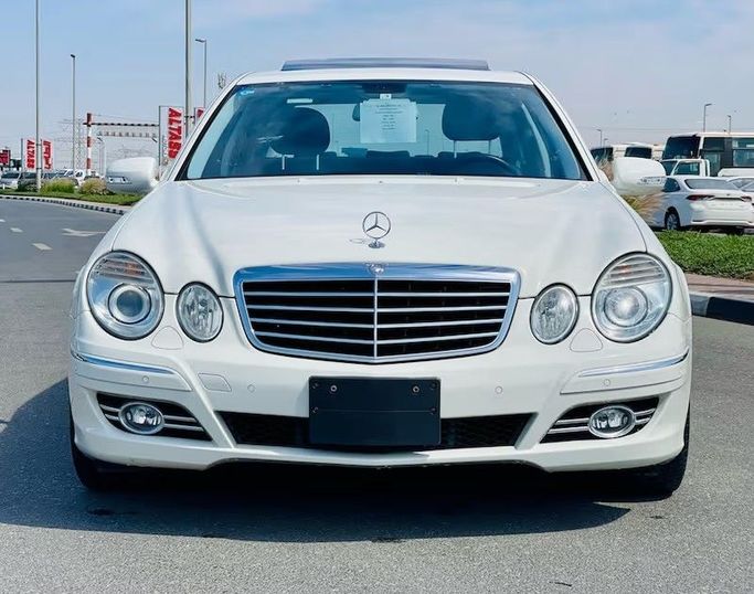 Used Mercedes-Benz E-Class 350 III (W211, S211) Facelift, 3.5 l, 2007 in Dubai by Al Abbas Motors, White color. Japanese Specs | AUTO.AE