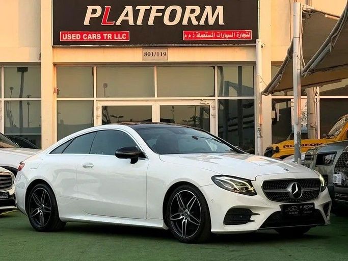 Подержанный Mercedes-Benz E-Class 200 V (W213, S213, C238), 2.0 л, 2019 в Дубае от Platform Used Cars Белый цвет. GCC | AUTO.AE