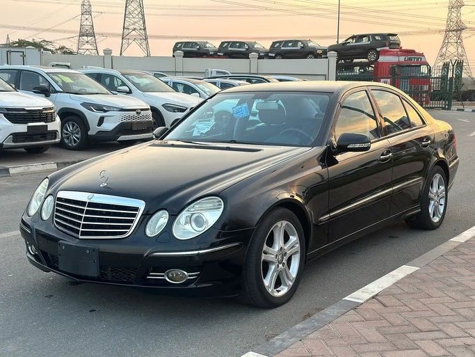 مستعملة Mercedes-Benz E-Class 350 عملية شد الوجه III (W211، S211), 3.5 l, 2008 في في دبي من HAROON SHARIF MOTORS، اللون أسود. المواصفات اليابانية | AUTO.AE
