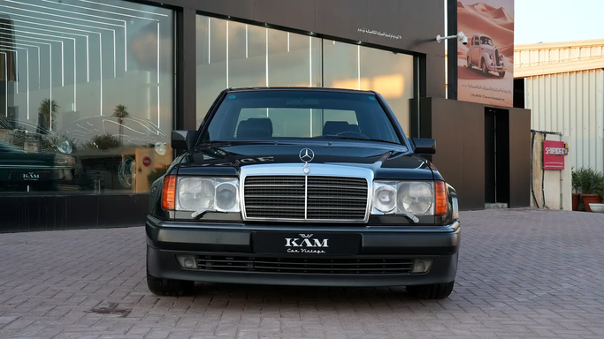 Used Mercedes-Benz E-Class 500 I (W124), 5.0 l, 1992 in Dubai by KAM CAR VINTAGE, Black color. Japanese Specs | AUTO.AE