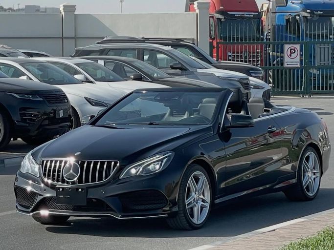 مستعملة Mercedes-Benz E-Class 350 عملية فيس ليفت IV (W212، S212، C207), 3.5 l, 2014 في في دبي من Japan Motors، اللون أسود. المواصفات اليابانية | AUTO.AE | إعلان #262199