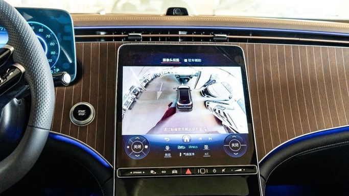 Новый Mercedes-Benz EQE 500, 2022 в Дубае от Altass Motors Черный цвет. Other | AUTO.AE