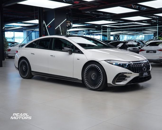 Подержанный Mercedes-Benz EQS AMG 53 AMG, 2023 в Дубае от Pearl Motors Белый цвет. GCC | AUTO.AE