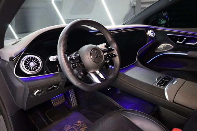 Подержанный Mercedes-Benz EQS AMG 53 AMG, 2023 в Дубае от Sanam Cars Черный цвет. GCC | AUTO.AE