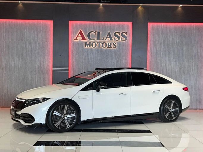 Подержанный Mercedes-Benz EQS 450+, 2022 в Дубае от A Class Motors Белый цвет.  | AUTO.AE