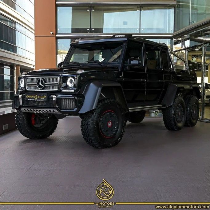 Подержанный Mercedes-Benz G-Class AMG 6x6 63 AMG, 5.5 л, 2014 в Дубае от Q Motors Черный цвет. GCC | AUTO.AE