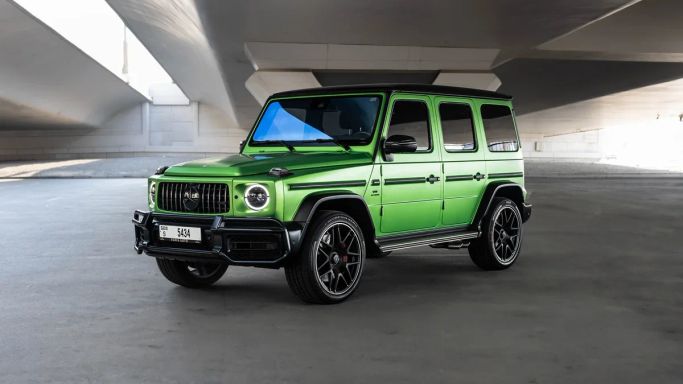 Mercedes-Benz G-Class AMG 63 AMG عملية فيس ليفت II (W465), 2025 رجال الأعمال دفع رباعي 5 أبواب للتأجير في في دبي من DELTA RENTALS، اللون أخضر | AUTO.AE