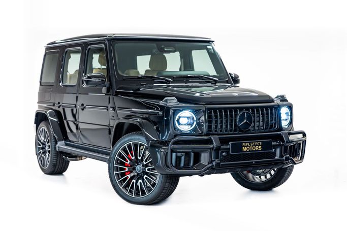 جديدة Mercedes-Benz G-Class AMG 63 AMG عملية شد الوجه II (W465), 4.0 l, 2025 في في دبي من PUPIL OF FATE MOTORS، اللون أسود. مواصفات الخليج | AUTO.AE