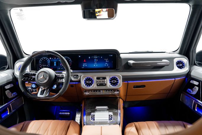 جديدة Mercedes-Benz G-Class AMG 63 AMG عملية شد الوجه II (W465), 4.0 l, 2025 في في دبي من PUPIL OF FATE MOTORS، اللون أسود. مواصفات الخليج | AUTO.AE