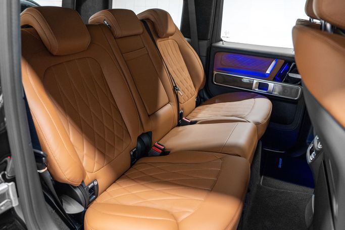 جديدة Mercedes-Benz G-Class AMG 63 AMG عملية شد الوجه II (W465), 4.0 l, 2025 في في دبي من PUPIL OF FATE MOTORS، اللون أسود. مواصفات الخليج | AUTO.AE