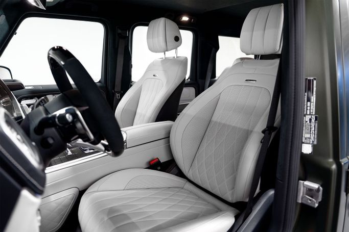 Новый Mercedes-Benz G-Class AMG 63 AMG II (W465) Рестайлинг, 4.0 л, 2025 в Дубае от PUPIL OF FATE MOTORS Зеленый цвет. GCC | AUTO.AE