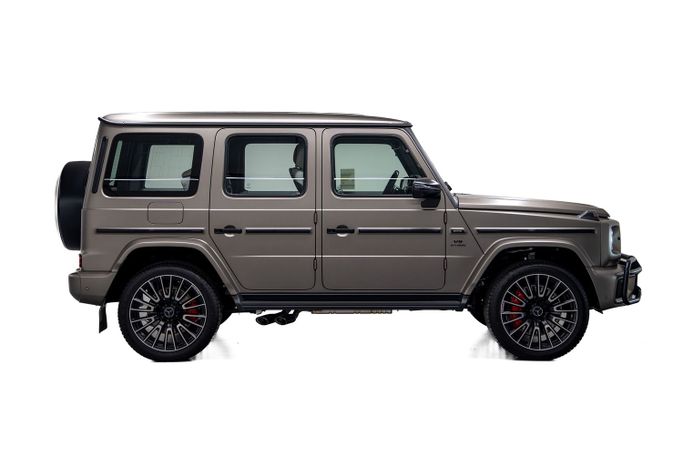 Новый Mercedes-Benz G-Class AMG 63 AMG II (W465) Рестайлинг, 4.0 л, 2025 в Дубае от PUPIL OF FATE MOTORS Серый цвет. GCC | AUTO.AE