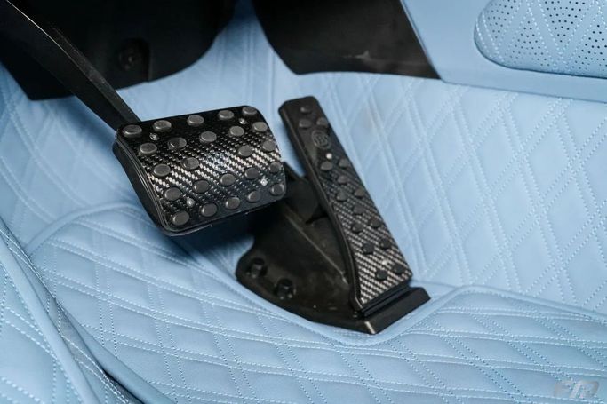 Новый Mercedes-Benz G-Class AMG Brabus 800 II (W465) Рестайлинг, 4.0 л, 2025 в Дубае от Fakhoury Черный цвет. Европейская | AUTO.AE