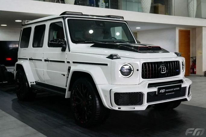 Новый Mercedes-Benz G-Class AMG Brabus 700 II (W463), 4.0 л, 2021 в Дубае от Fakhoury Белый цвет. GCC | AUTO.AE