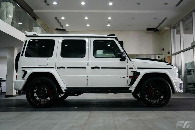 Новый Mercedes-Benz G-Class AMG Brabus 700 II (W463), 4.0 л, 2021 в Дубае от Fakhoury Белый цвет. GCC | AUTO.AE