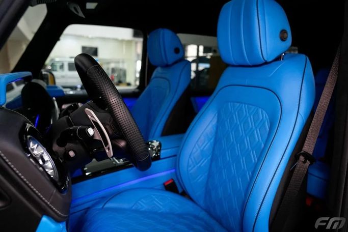 Новый Mercedes-Benz G-Class AMG Brabus 800 II (W463), 4.0 л, 2023 в Дубае от Fakhoury Серебристый цвет. Европейская | AUTO.AE