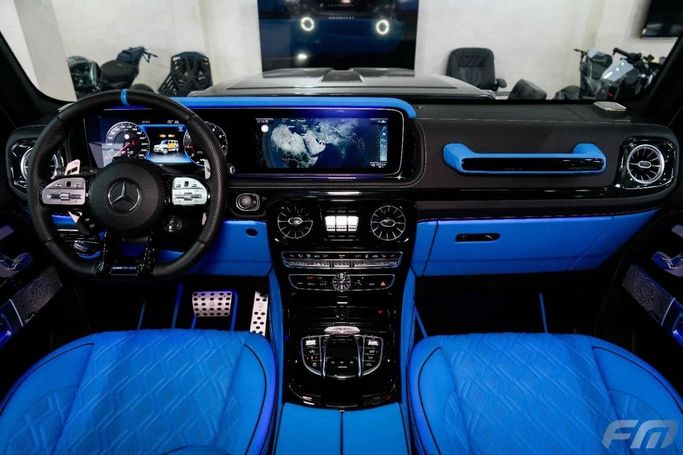 Новый Mercedes-Benz G-Class AMG Brabus 800 II (W463), 4.0 л, 2023 в Дубае от Fakhoury Серебристый цвет. Европейская | AUTO.AE
