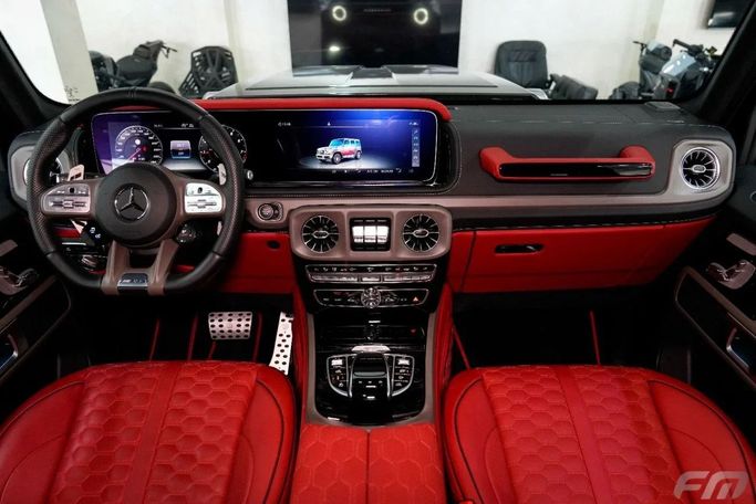 Новый Mercedes-Benz G-Class AMG Brabus 800 II (W463), 4.0 л, 2022 в Дубае от Fakhoury Серый цвет. Европейская | AUTO.AE