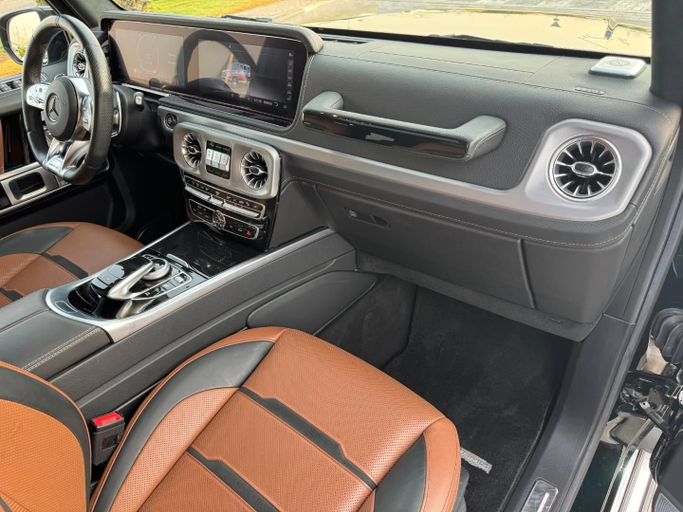 Подержанный Mercedes-Benz G-Class AMG 63 AMG II (W463), 4.0 л, 2019 в Дубае от Saeed Auto Зеленый цвет. Японская | AUTO.AE