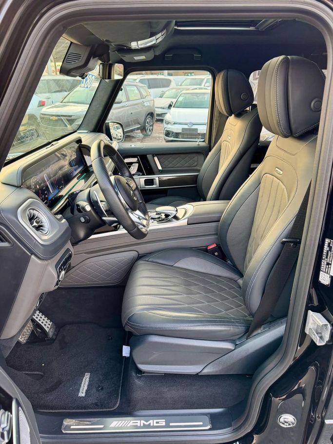 Подержанный Mercedes-Benz G-Class AMG 63 AMG II (W465) Рестайлинг, 4.0 л, 2024 в Дубае от Saeed Auto Черный цвет. Японская | AUTO.AE