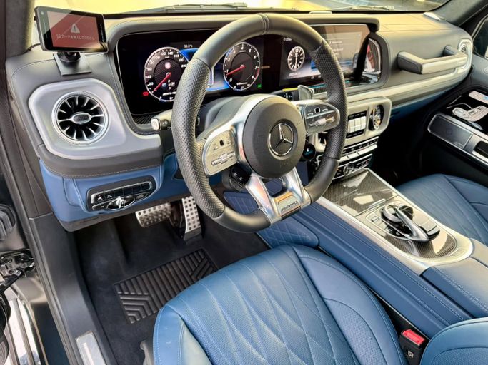 Подержанный Mercedes-Benz G-Class AMG 63 AMG II (W463), 4.0 л, 2023 в Дубае от Saeed Auto Черный цвет. Японская | AUTO.AE