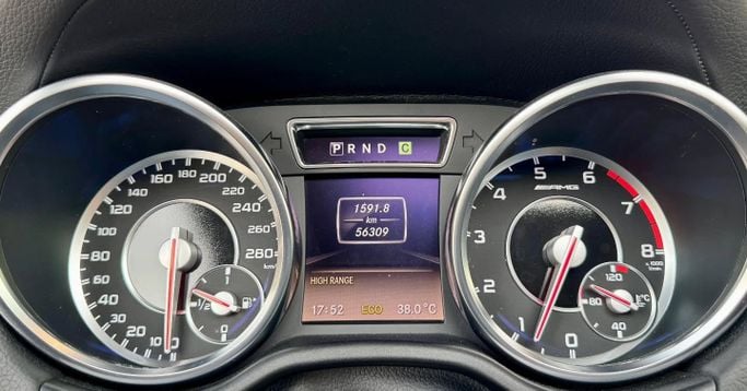 Used Mercedes-Benz G-Class AMG 63 AMG I (W463) Facelift 2, 5.5 l, 2013 in Dubai by Saeed Auto, Black color. Japanese Specs | AUTO.AE