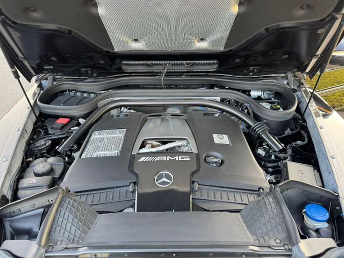 Подержанный Mercedes-Benz G-Class AMG 63 AMG II (W463), 4.0 л, 2023 в Дубае от Saeed Auto Черный цвет. Японская | AUTO.AE