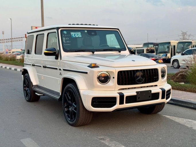 Подержанный Mercedes-Benz G-Class AMG 63 AMG II (W463), 4.0 л, 2021 в Дубае от Saeed Auto Белый цвет. Японская | AUTO.AE