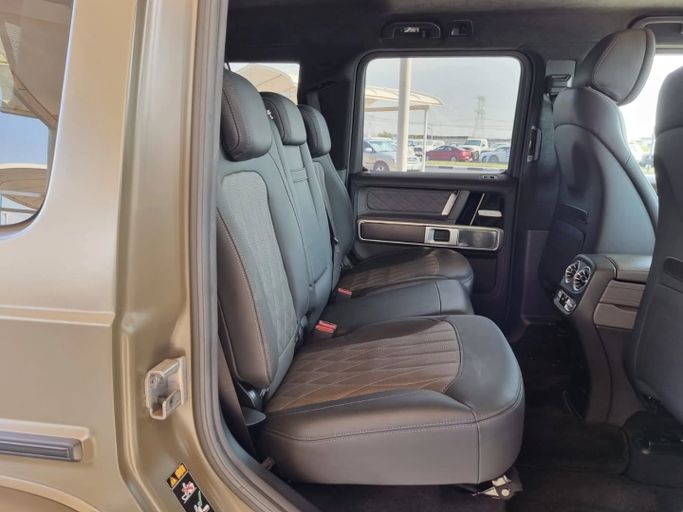 Used Mercedes-Benz G-Class AMG 63 AMG II (W463), 4.0 l, 2021 in Dubai by Saeed Auto, Green color. Japanese Specs | AUTO.AE