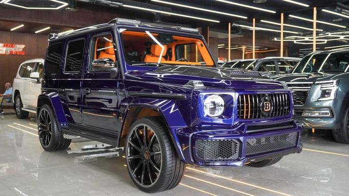 Новый Mercedes-Benz G-Class AMG Brabus 800 II (W463), 4.0 л, 2023 в Дубае от Najem Motors Синий цвет. Европейская | AUTO.AE