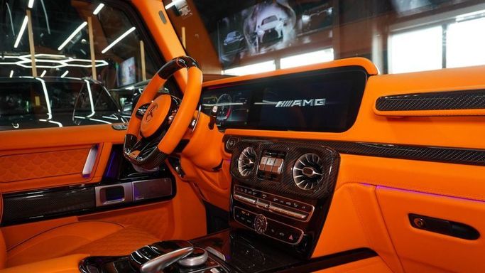 Новый Mercedes-Benz G-Class AMG Brabus 800 II (W463), 4.0 л, 2023 в Дубае от Najem Motors Синий цвет. Европейская | AUTO.AE