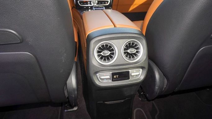 Подержанный Mercedes-Benz G-Class AMG 63 AMG II (W463), 4.0 л, 2021 в Дубае от Najem Motors Серый цвет. GCC | AUTO.AE